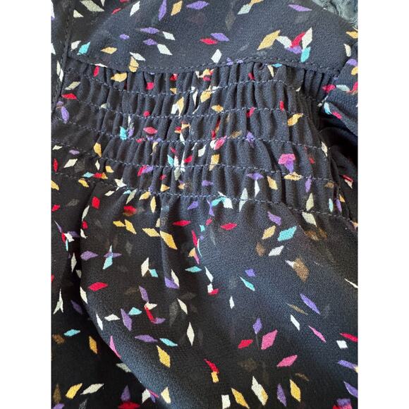 Fun2Fun Sheer 3/4 Sleeve Confetti Print Split Neck Blouse Stitchfix Size 1XL - Picture 7 of 9